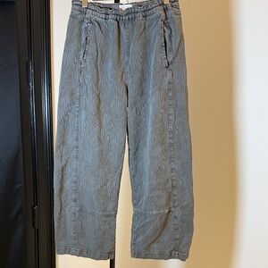 Anthropologie Pilcro Gray Zebra Print Wide Leg Barrel Pants. Size S